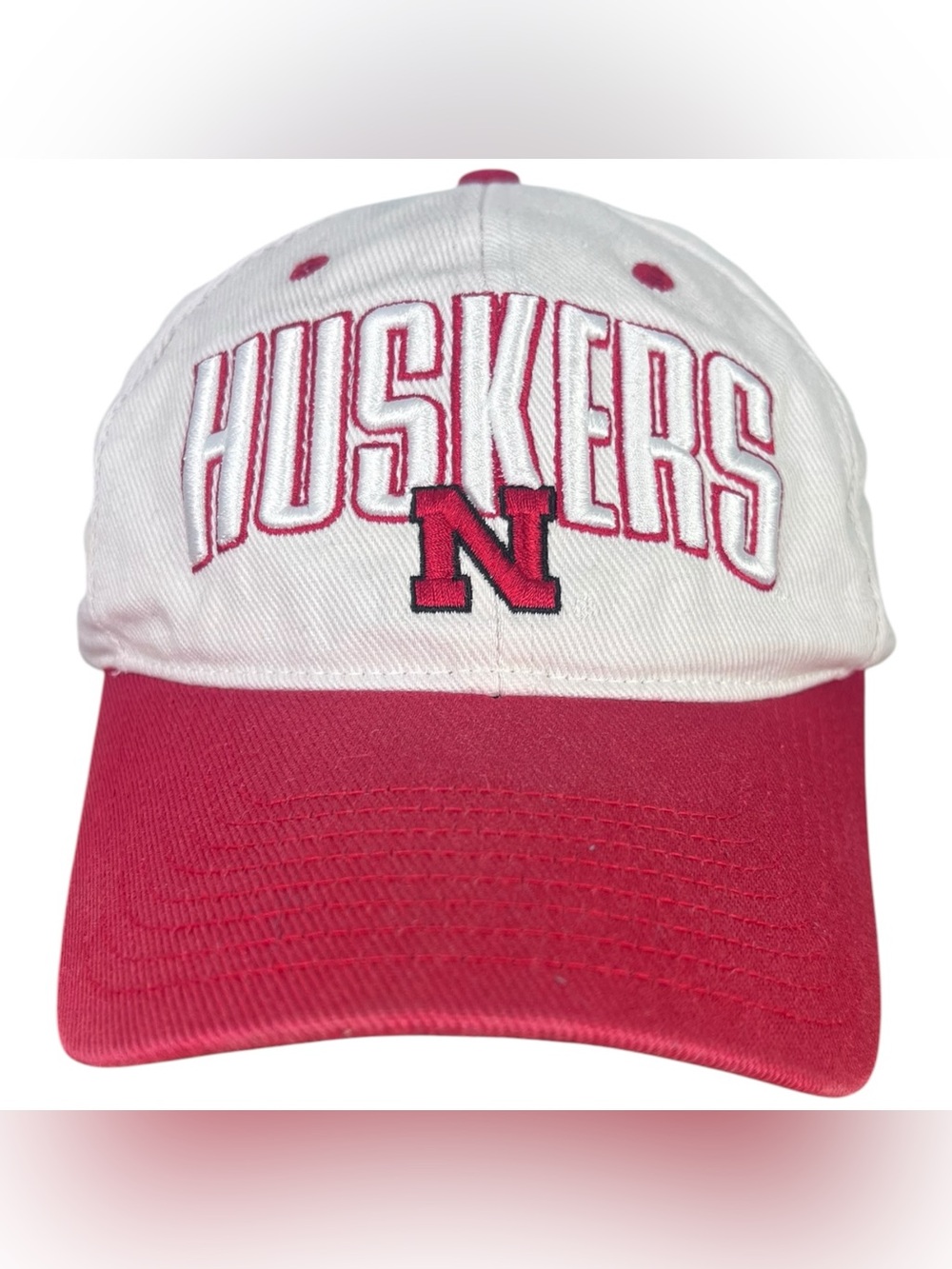 Nike Nebraska Corn Huskers NCAA Cap Hat White & Red OSFM Embroidered Hat